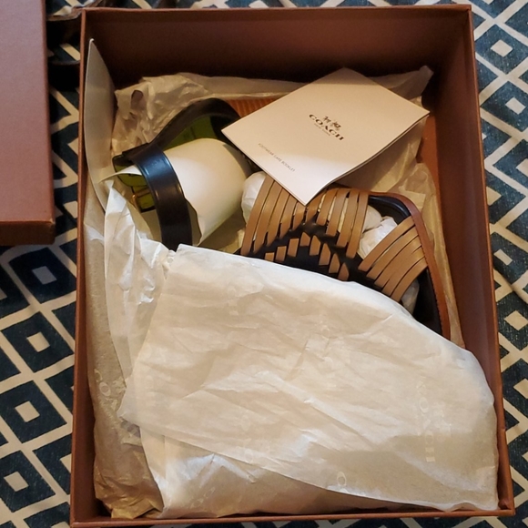 COACH Sandals - Picture 3 of 5